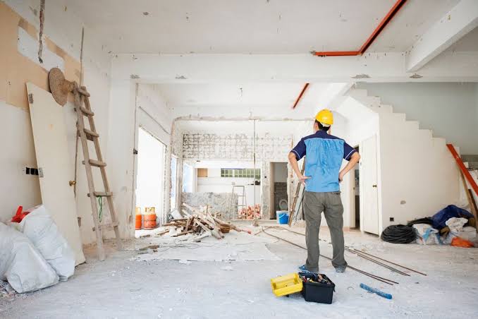 Home Renovation vs Renovation: What's the difference?